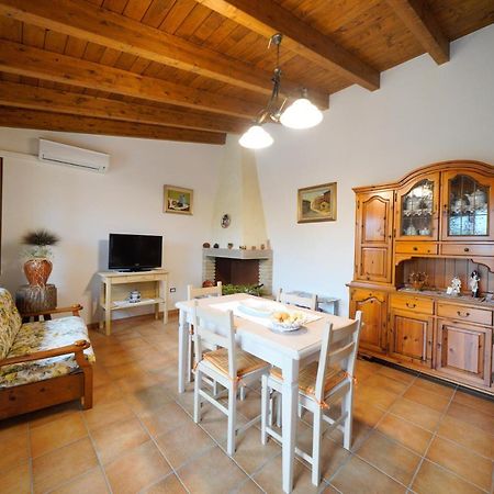 Appartement L'Oliveto à Nuxis Extérieur photo