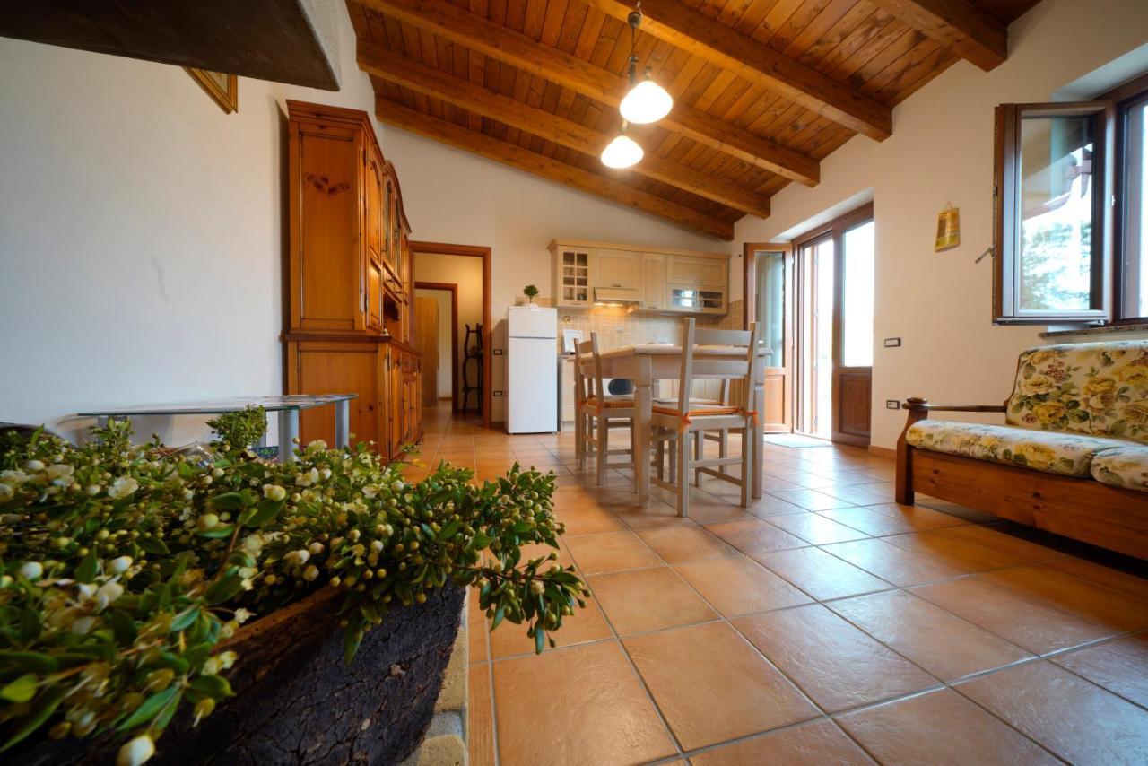 Appartement L'Oliveto à Nuxis Extérieur photo